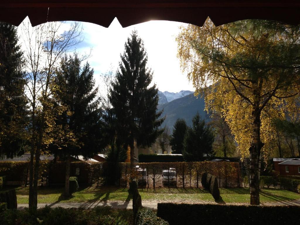 A La Rencontre Du Soleil - Camping Le Bourg-dʼOisans Exterior foto